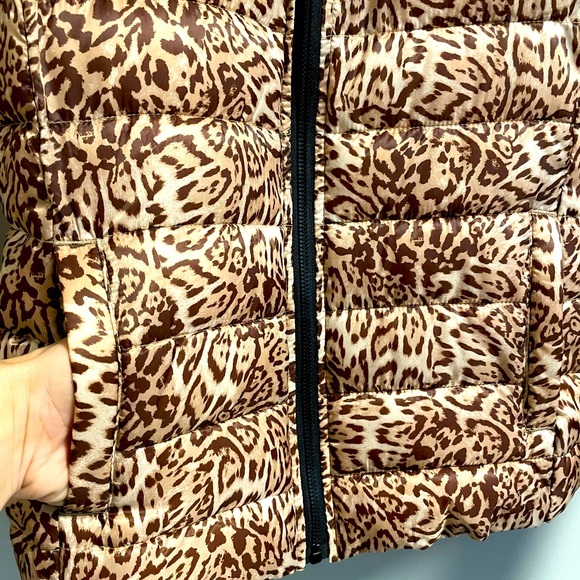 2/$30 💥 Dynamite leopard print jacket size XS - Picture 3 of 14